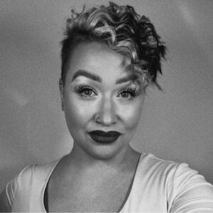 MAKE AN OFFER & meet your Posher